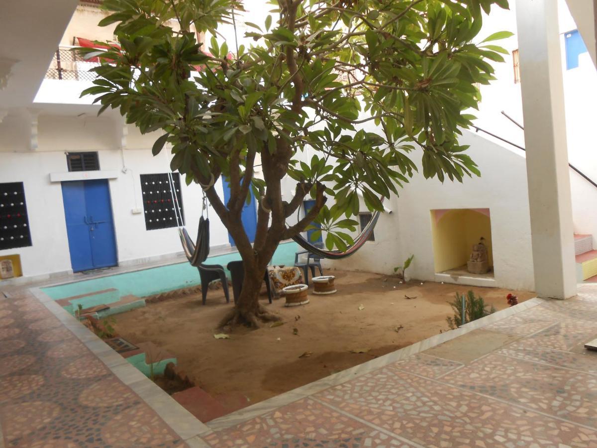 Shiva Guest House بوشكار المظهر الخارجي الصورة