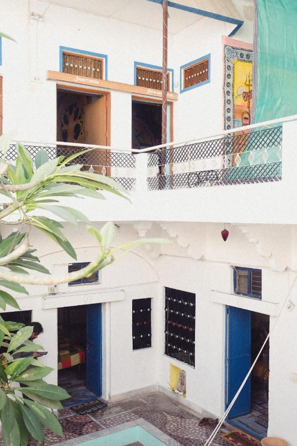 Shiva Guest House بوشكار المظهر الخارجي الصورة