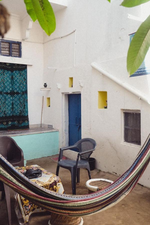 Shiva Guest House بوشكار المظهر الخارجي الصورة