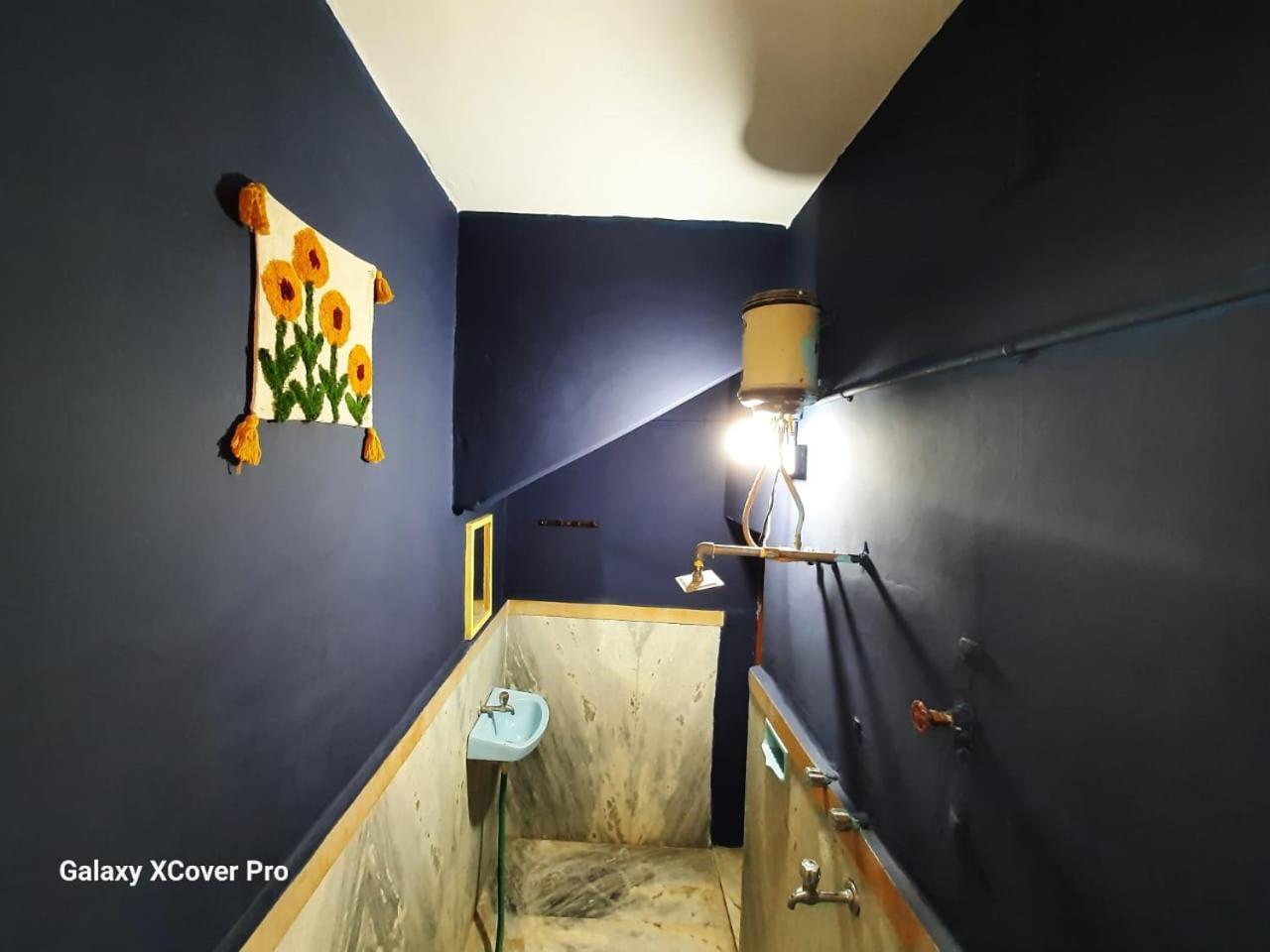 Shiva Guest House بوشكار الغرفة الصورة